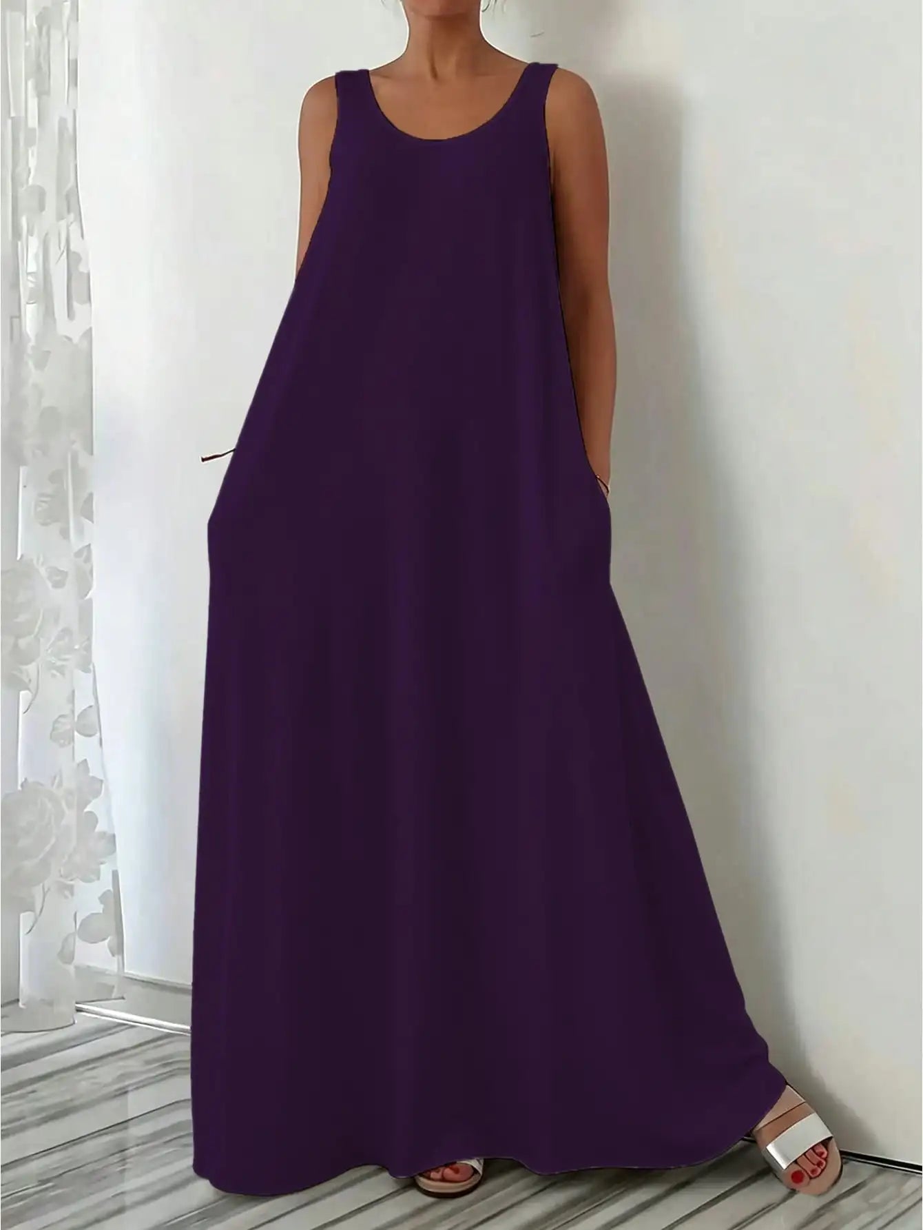Large-size European and American style new casual fashion sleeveless loose pure color dress for women
