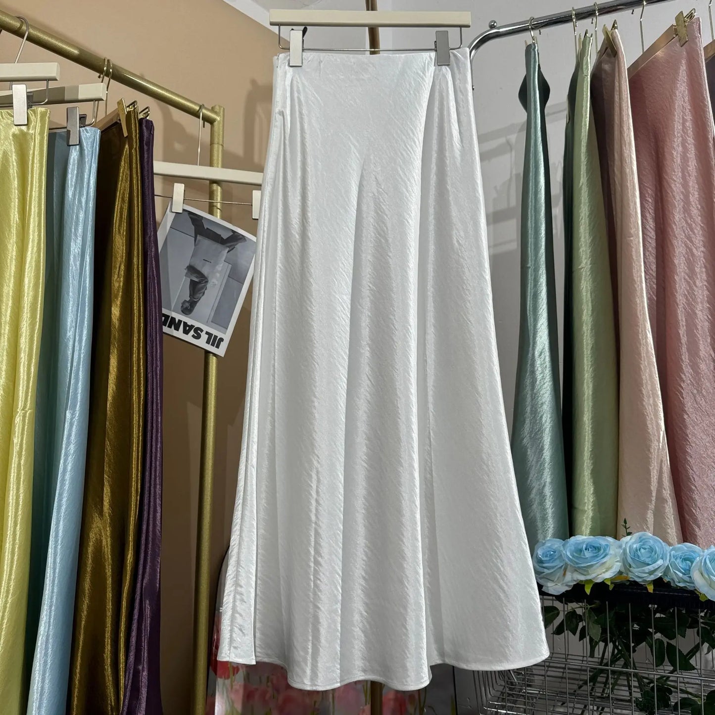 Glossy Satin Midi Skirt Women Elegant Quiet Luxury Basic Elastic-Waist Skirt