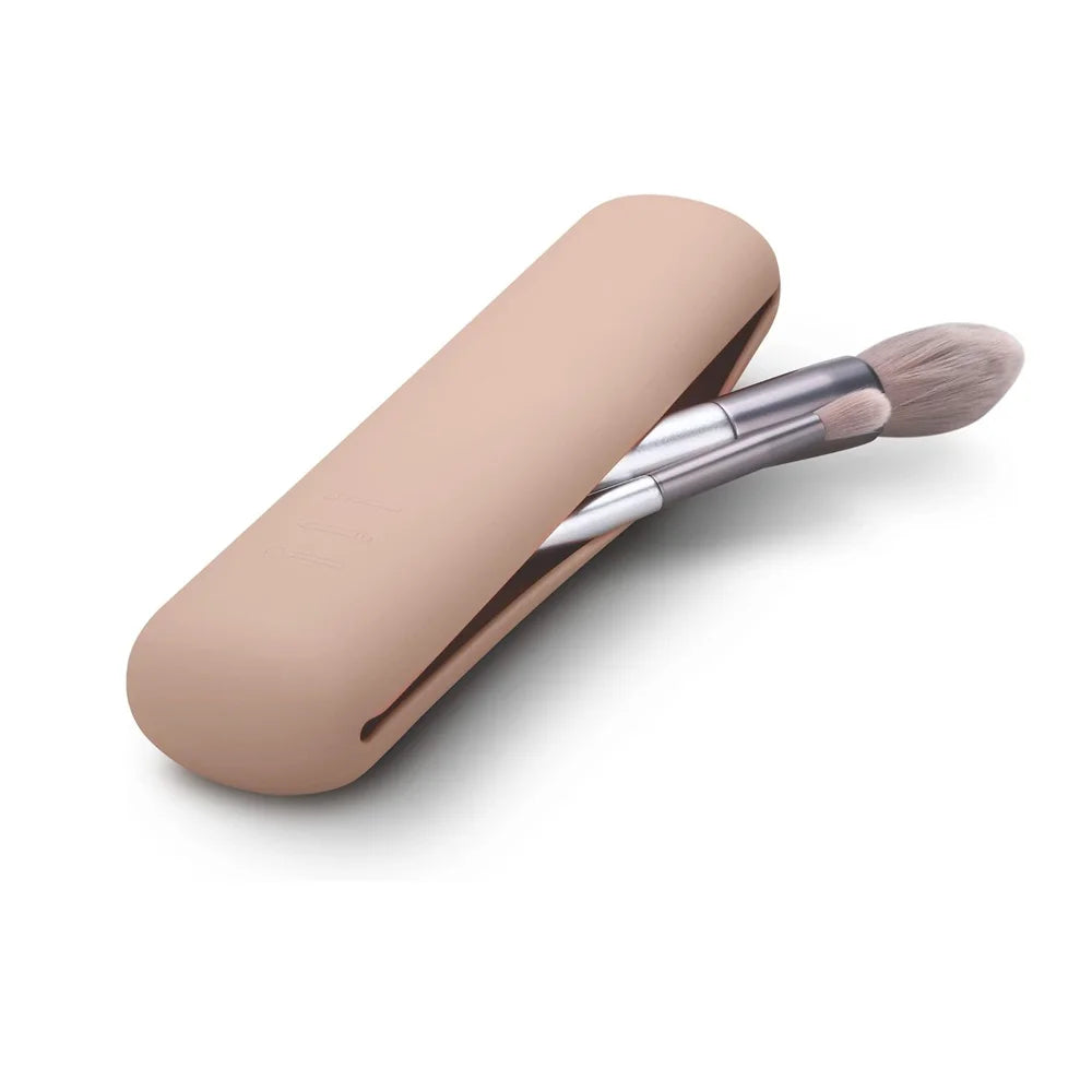 Travel Silicone Cosmetic Brush Case With Magnetic Closure