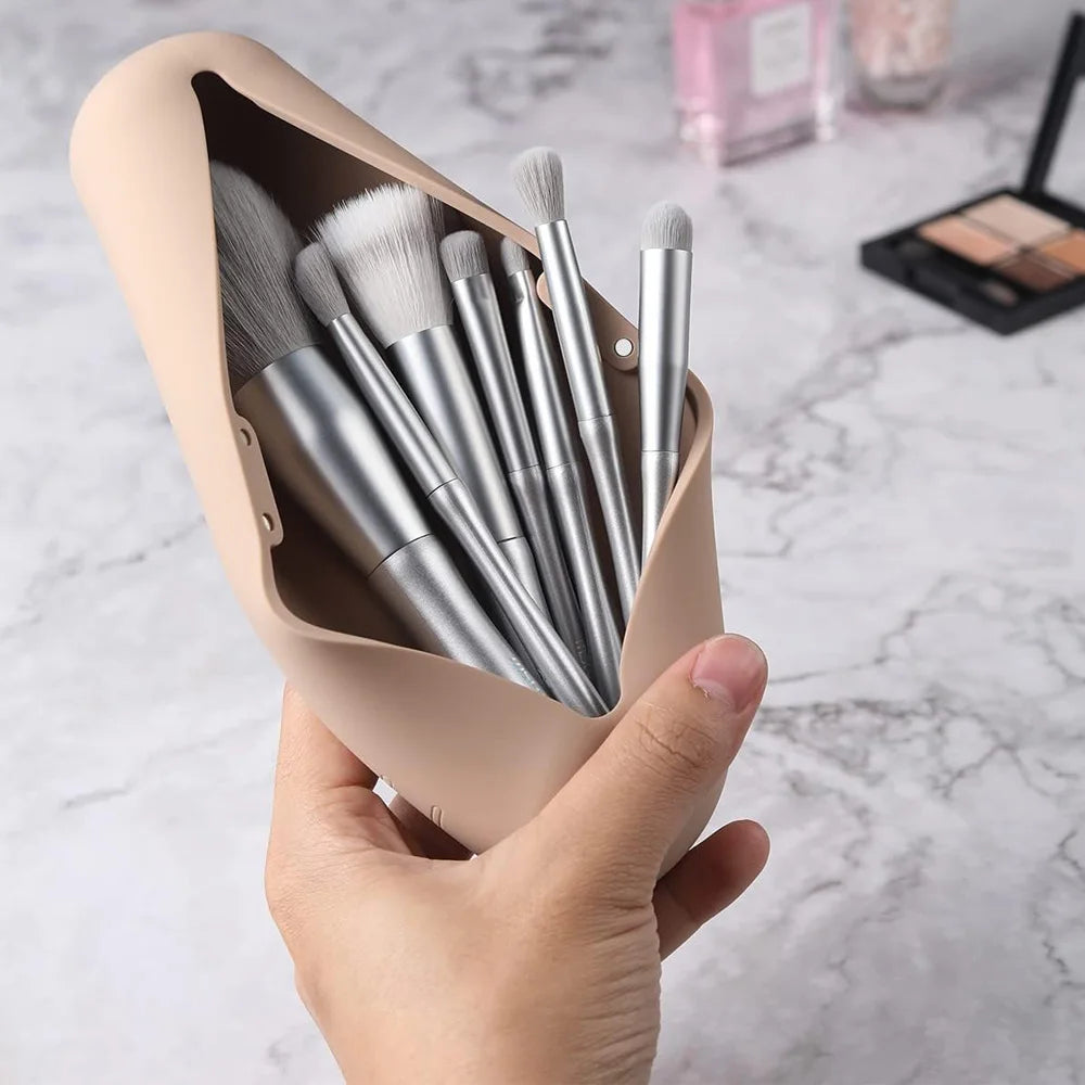 Travel Silicone Cosmetic Brush Case With Magnetic Closure