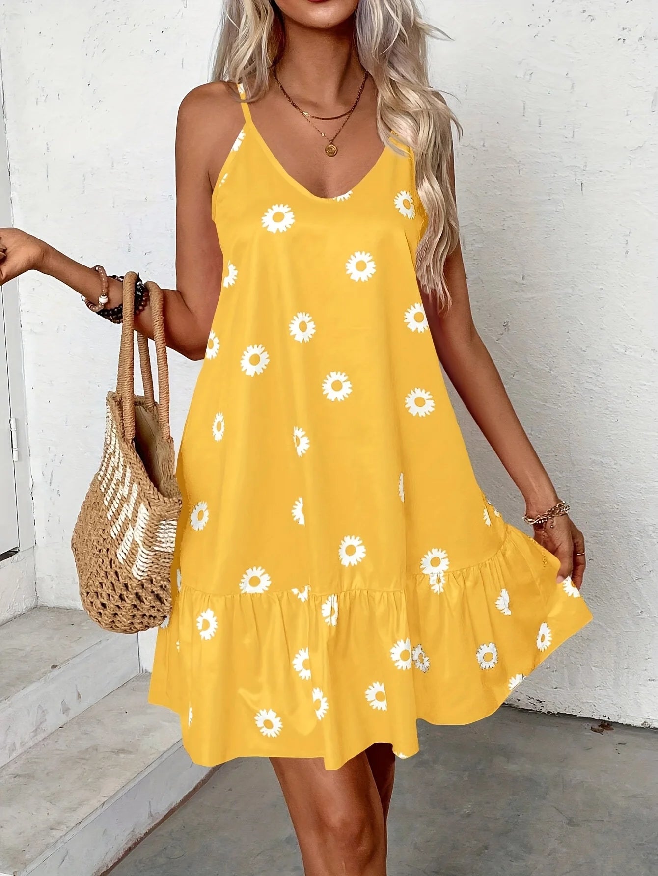 Plus size women’s sleeveless floral print dress, solid color sun dress with ruffled hem, casual summer fashion, lightweight and
