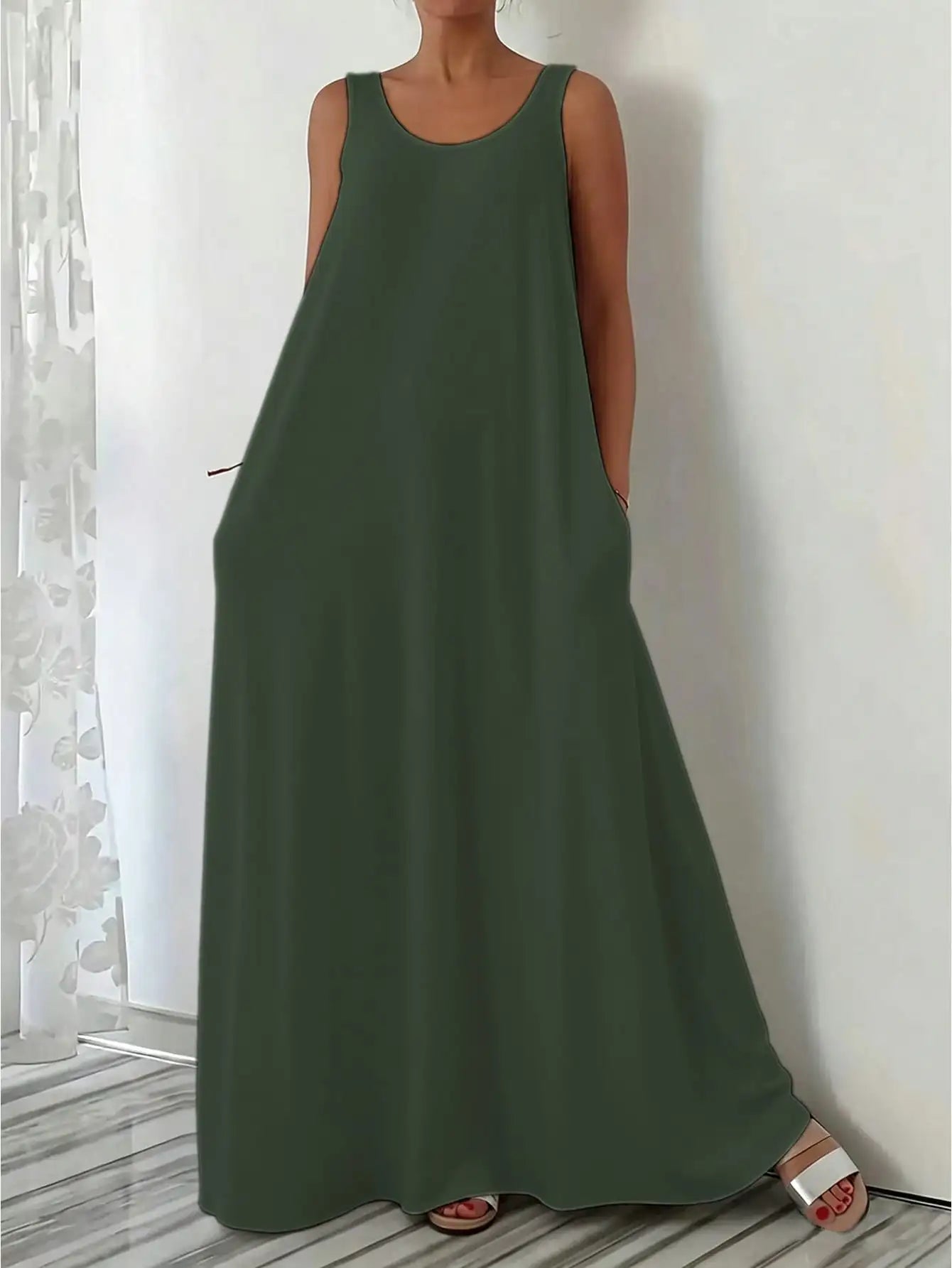 Large-size European and American style new casual fashion sleeveless loose pure color dress for women