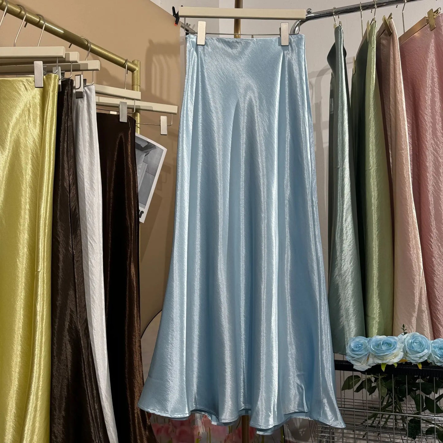 Glossy Satin Midi Skirt Women Elegant Quiet Luxury Basic Elastic-Waist Skirt