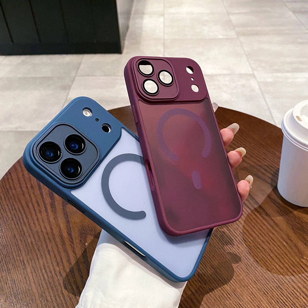 LICOERS Magnetic Case For iPhone 17 Pro Max Shockproof
