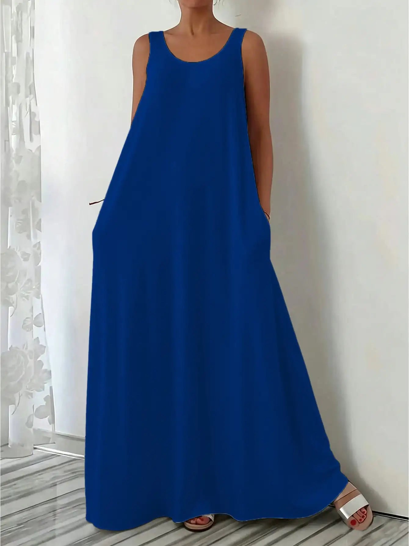 Large-size European and American style new casual fashion sleeveless loose pure color dress for women