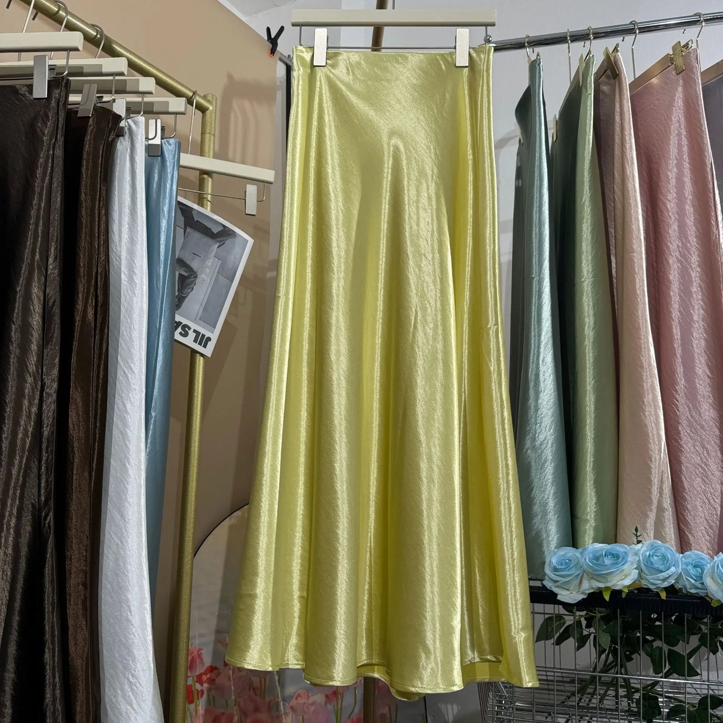 Glossy Satin Midi Skirt Women Elegant Quiet Luxury Basic Elastic-Waist Skirt