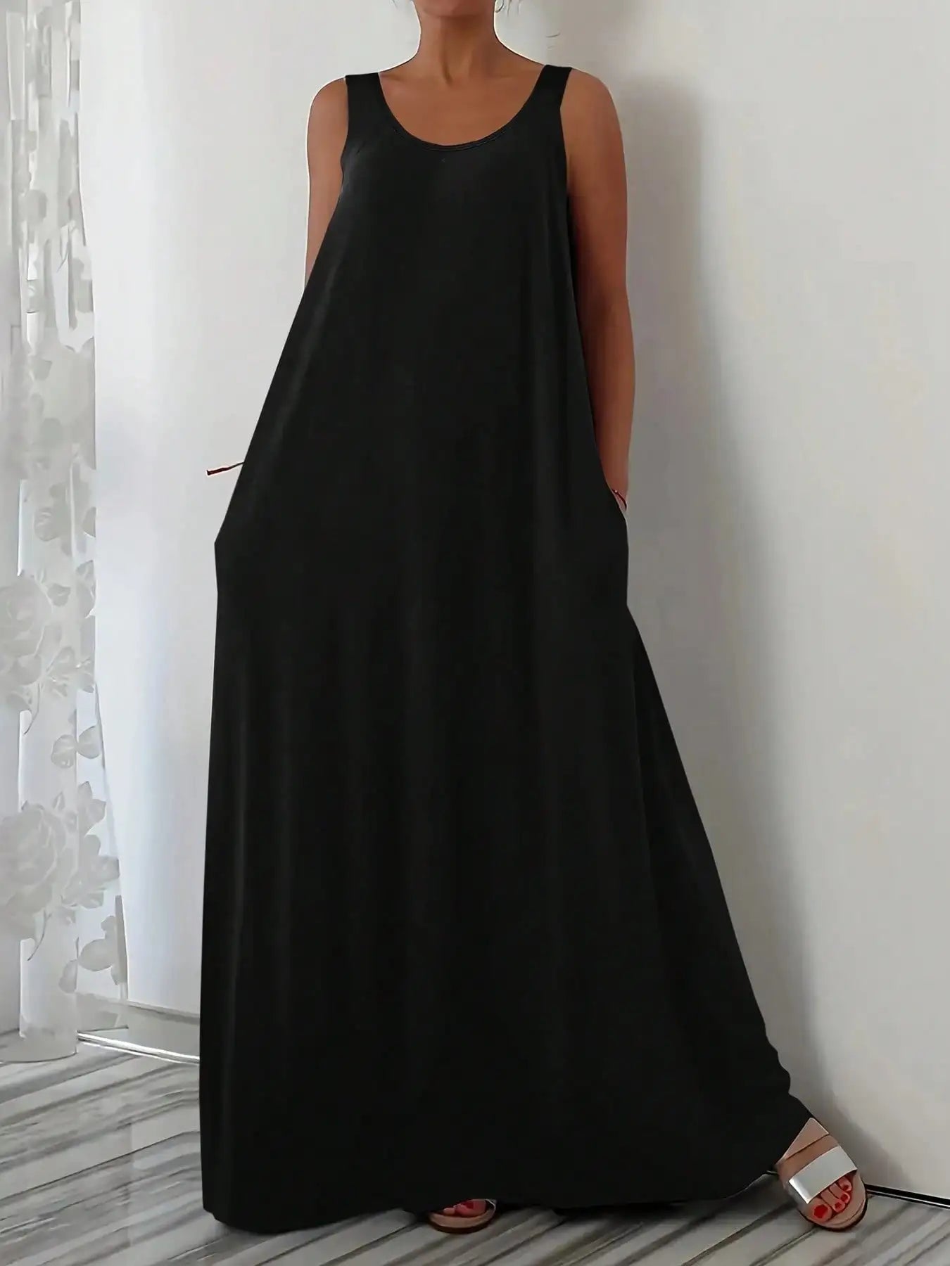 Large-size European and American style new casual fashion sleeveless loose pure color dress for women