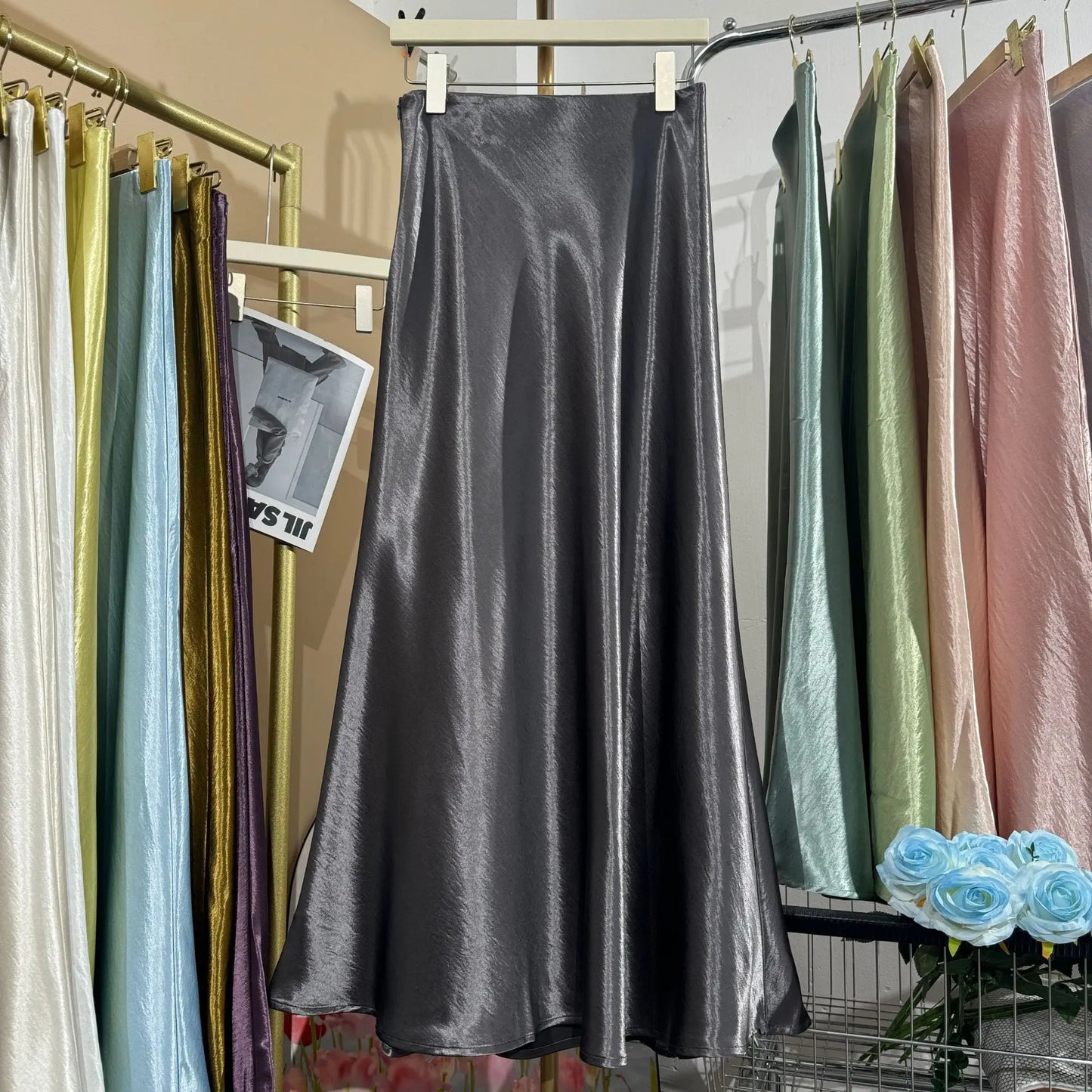 Glossy Satin Midi Skirt Women Elegant Quiet Luxury Basic Elastic-Waist Skirt