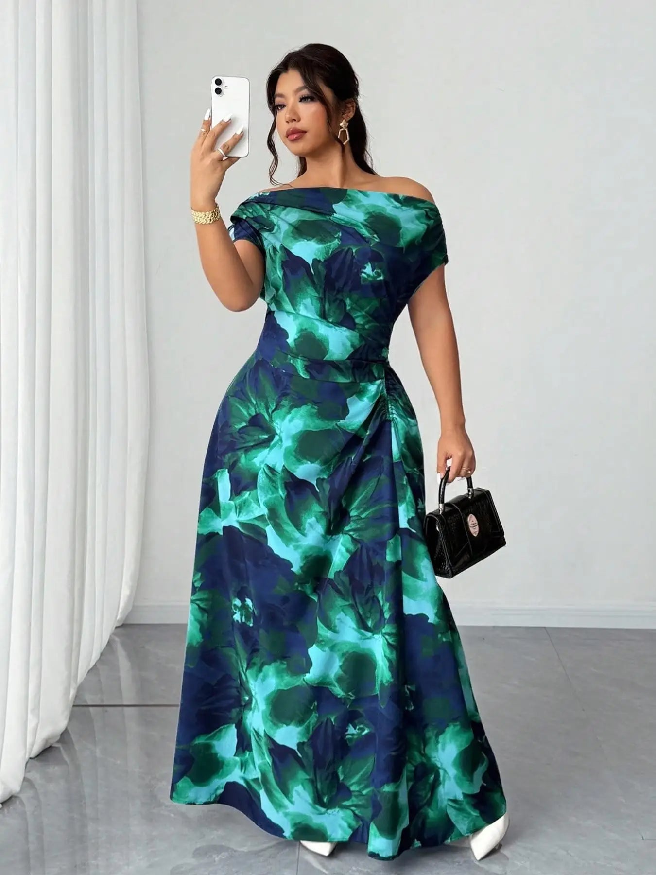 Plus Size One-Shoulder Dress, Bold All-Over Print, Fitted Waist Pleated Satin Midi, Elegant Party Evening Gown, Sleeveless