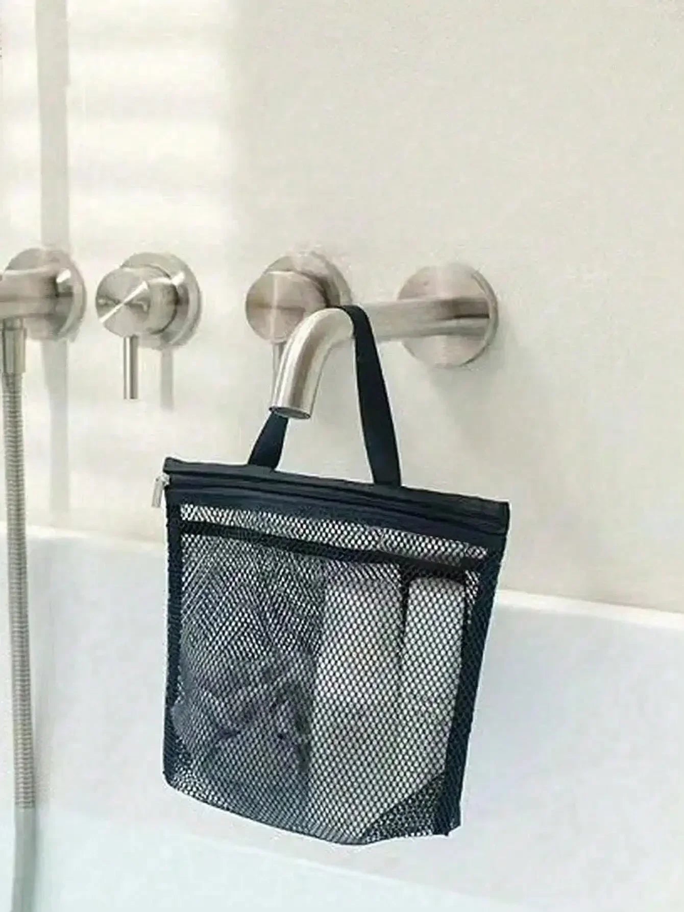 Lightweight Mesh Travel Toiletry Bag Hanging Storage Organizer With Zipper